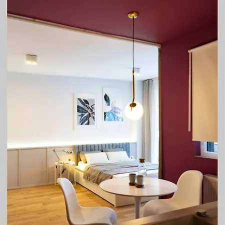 New! Stylish Studio With Parking 아파트